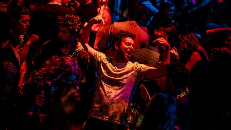 WE ALL LOVE 90's 00's 10's